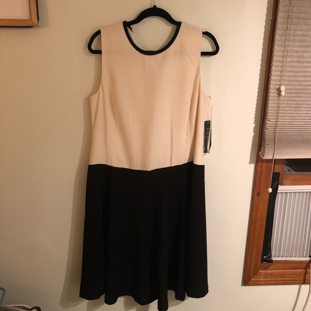 Lauren Ralph Lauren Sleeveless Cocktail dress
